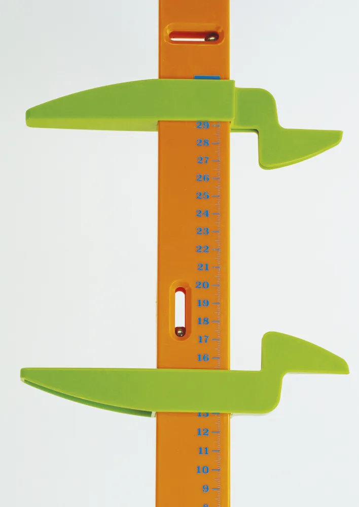 Universell mätanordning 5 i 1, tillverkad av plast, 7 st.