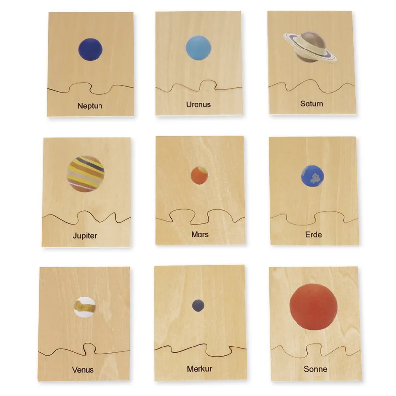 TimeTEX solsystem, tillverkat av trä, i en trälåda "Montessori Premium"