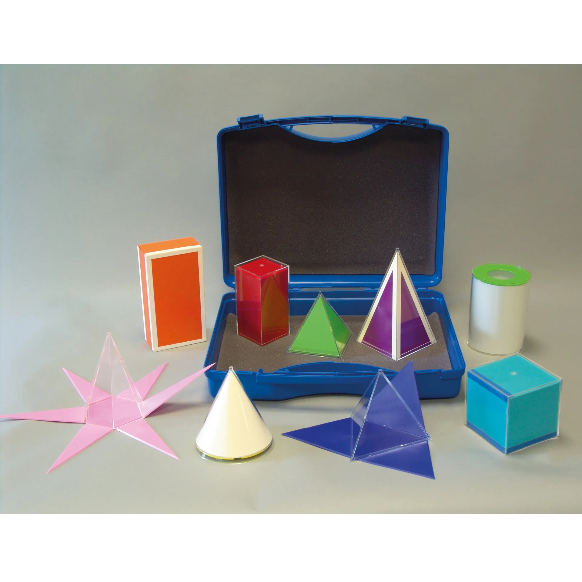 Geometrische lichamen met vlakafwikkeling in koffer, 9-delige set